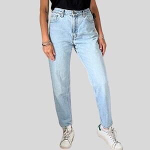 Thrashed Vintage Levi's 550 Jeans High Rise Light Wash Mom Frayed Distressed 90s